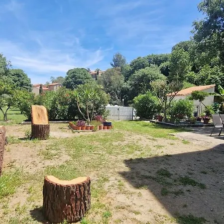 Studio-piscine-jardin-parking