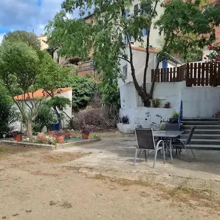 公寓 Studio-piscine-jardin-parking 科利尤尔